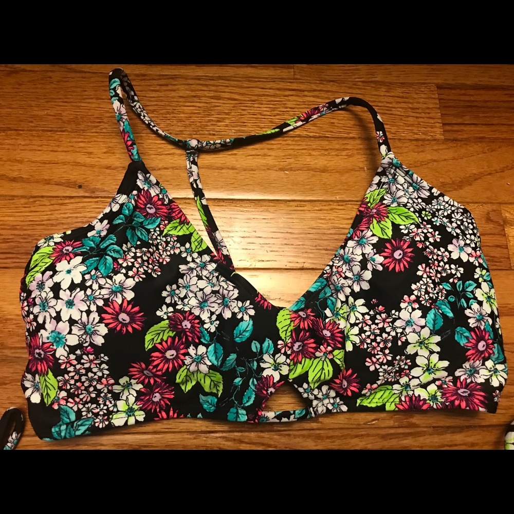 Xhilaration floral bikin - Picture 3 of 5